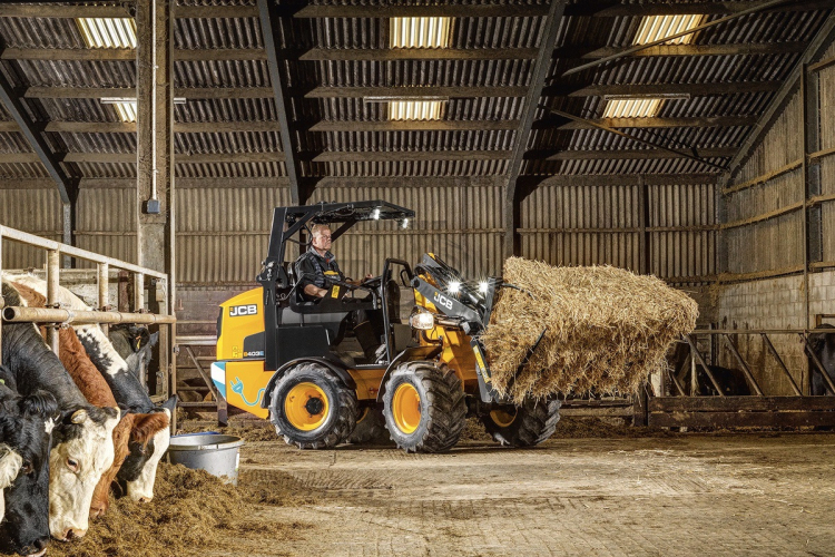 JCB lanceert 403E elektrische compacte wiellader