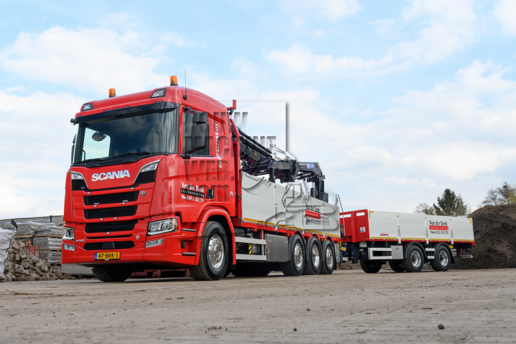 Van der Donk kiest wederom voor een Scania V8 580