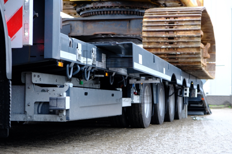 Matexpo 2023: Nooteboom Trailers