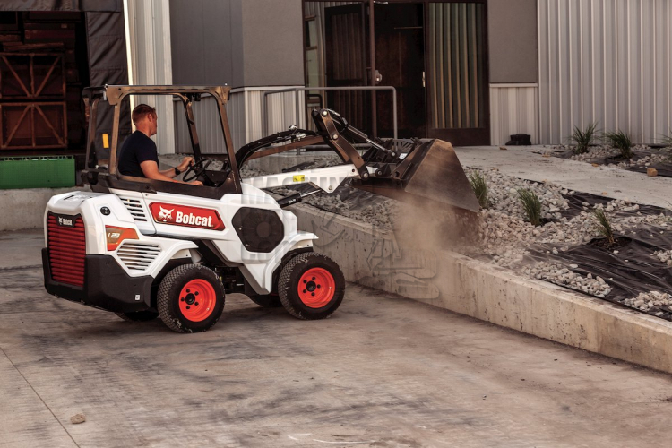 Bobcat presenteert nieuwe serie kleine knikladers