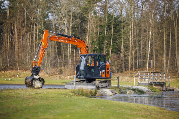 Hitachi presenteert twee nieuwe Zaxis-7 compacte graafmachines