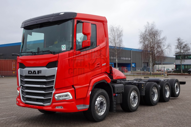 100% DAF, made by GINAF