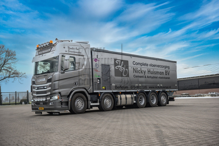 Vette V8 voor Nicky Huisman