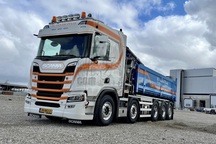 Dikke multifunctionele Scania V8 knijperauto voor M. van de Haar