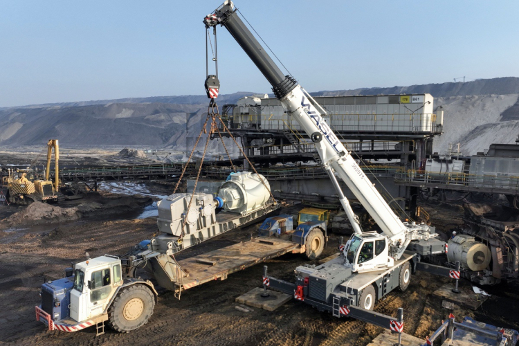 130 tonner op twee assen voor het zware werk