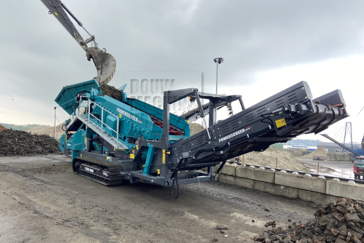 Hybride dubbeldekszeef voor Reinigings Combinatie Randstad