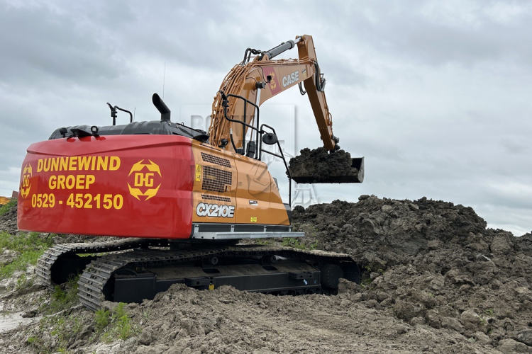 Dunnewind Groep neemt een nieuwe Case CX210E in gebruik