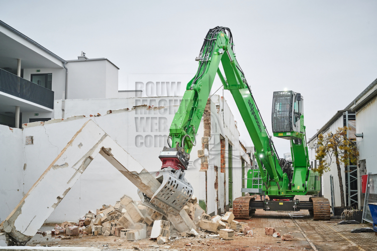 Sennebogen sloopt Sennebogen