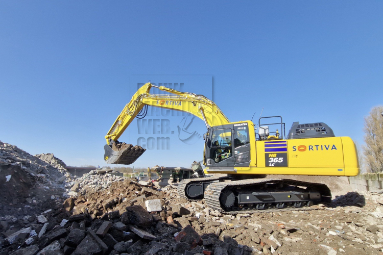 Hybride Komatsu duo voor Sortiva