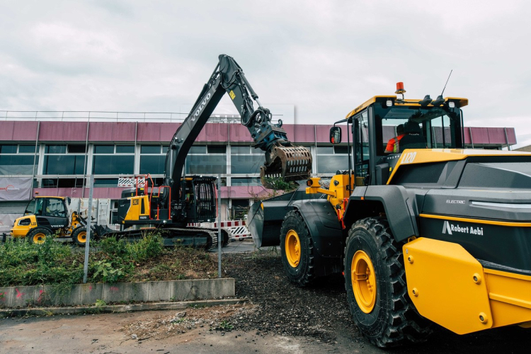 Voorbeeldproject: 's Werelds eerste volledig elektrische sloop voltooid
