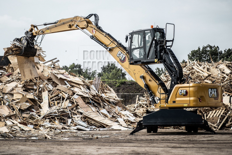 De nieuwe Cat MH3026 overslagmachine biedt hoge prestaties met lagere bedrijfskosten