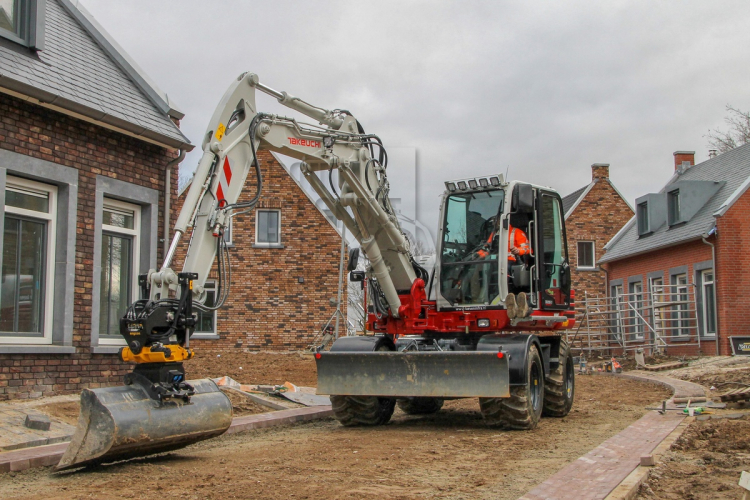Engcon en Takeuchi verdiepen hun samenwerking
