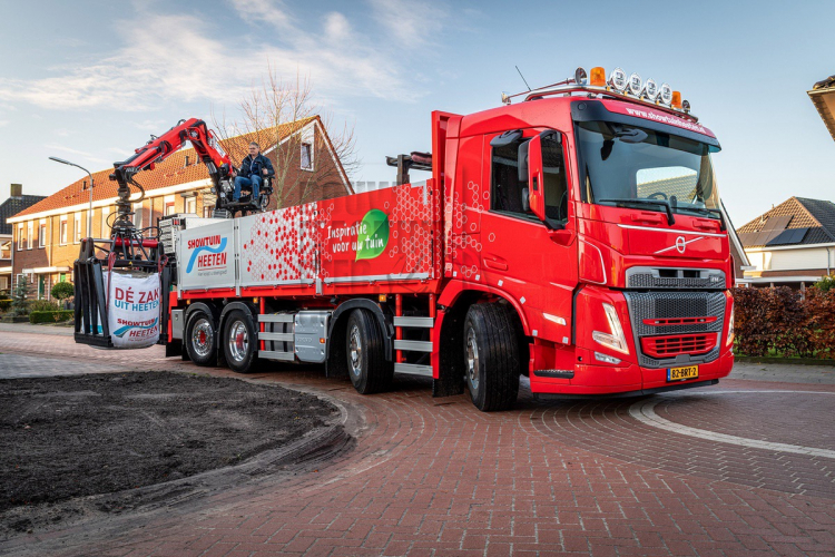 Showtuin Heeten brengt bestellingen thuis met nieuwe Volvo FM