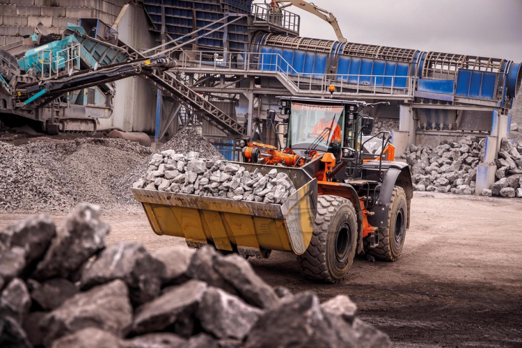 Alles onder controle met de Hitachi ZW310-7 wiellader