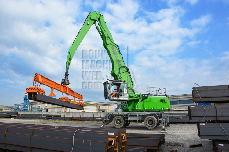 Staallogistiek met Sennebogen 865 E Hybrid