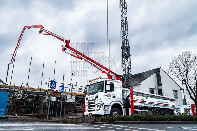 Paradepaartje voor Betonpompverhuur Engelen
