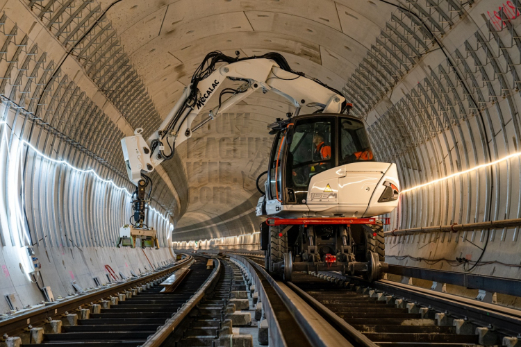 Mecalac toont Mrail-serie op IAF 2022