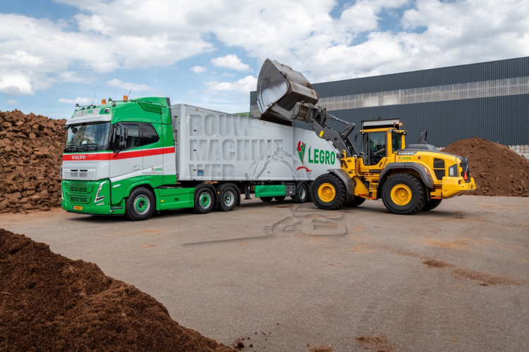 Legro vernieuwt vloot met Volvo-trucks en wielladers
