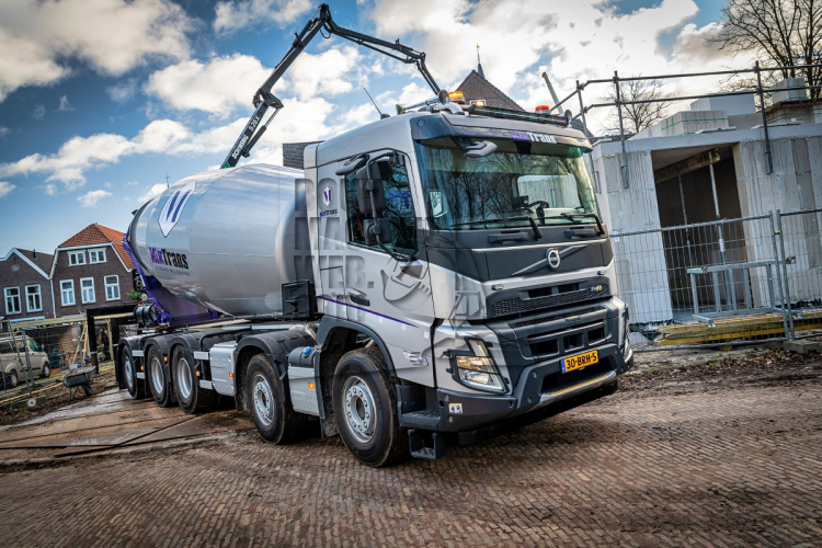 Nieuwe Volvo FMX primeur voor MixTrans
