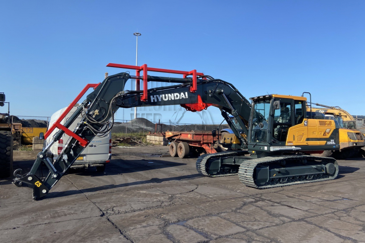 Hyundai HX220AL Special voor Lansers Trio