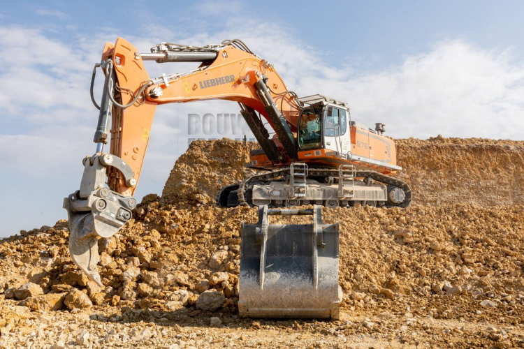 Liebherr rupsgraafmachines met talrijke toepassingsmogelijkheden