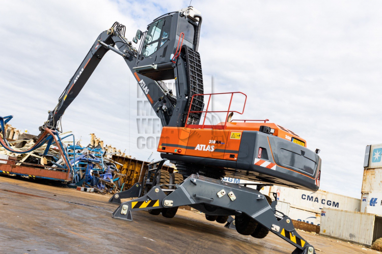 Atlas 350MH voor Metaalhandel W. Ketting & ZN B.V.