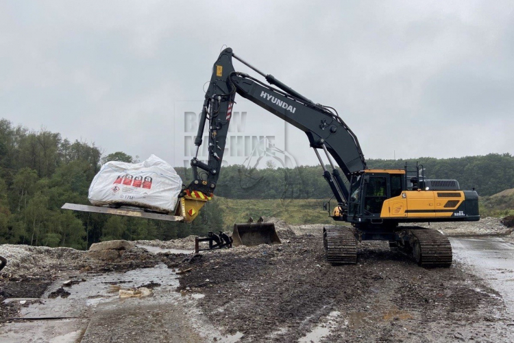 Attero kiest weer voor zware Hyundai.