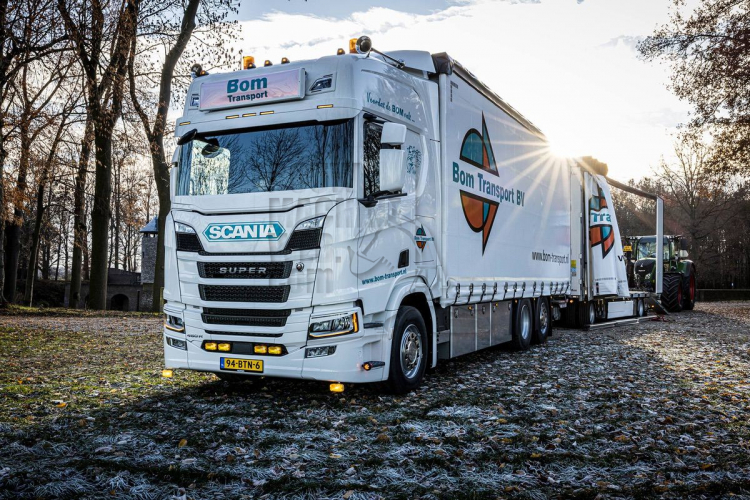 Bom-volle multifunctionele Scania