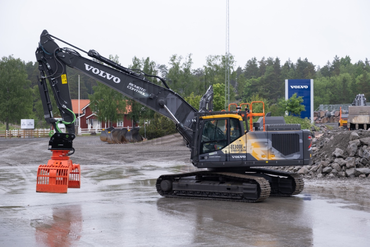 Volvo introduceert rupsgraafmachines met afstandsbediening