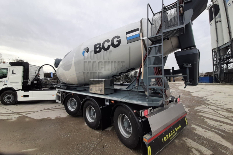 Nieuwe Mulder opleggermixer voor Betonmortel Centrale Groningen