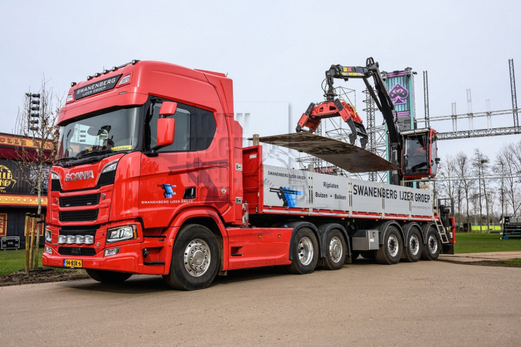 Swanenberg IJzer Groep neemt weer Scania V8 in gebruik